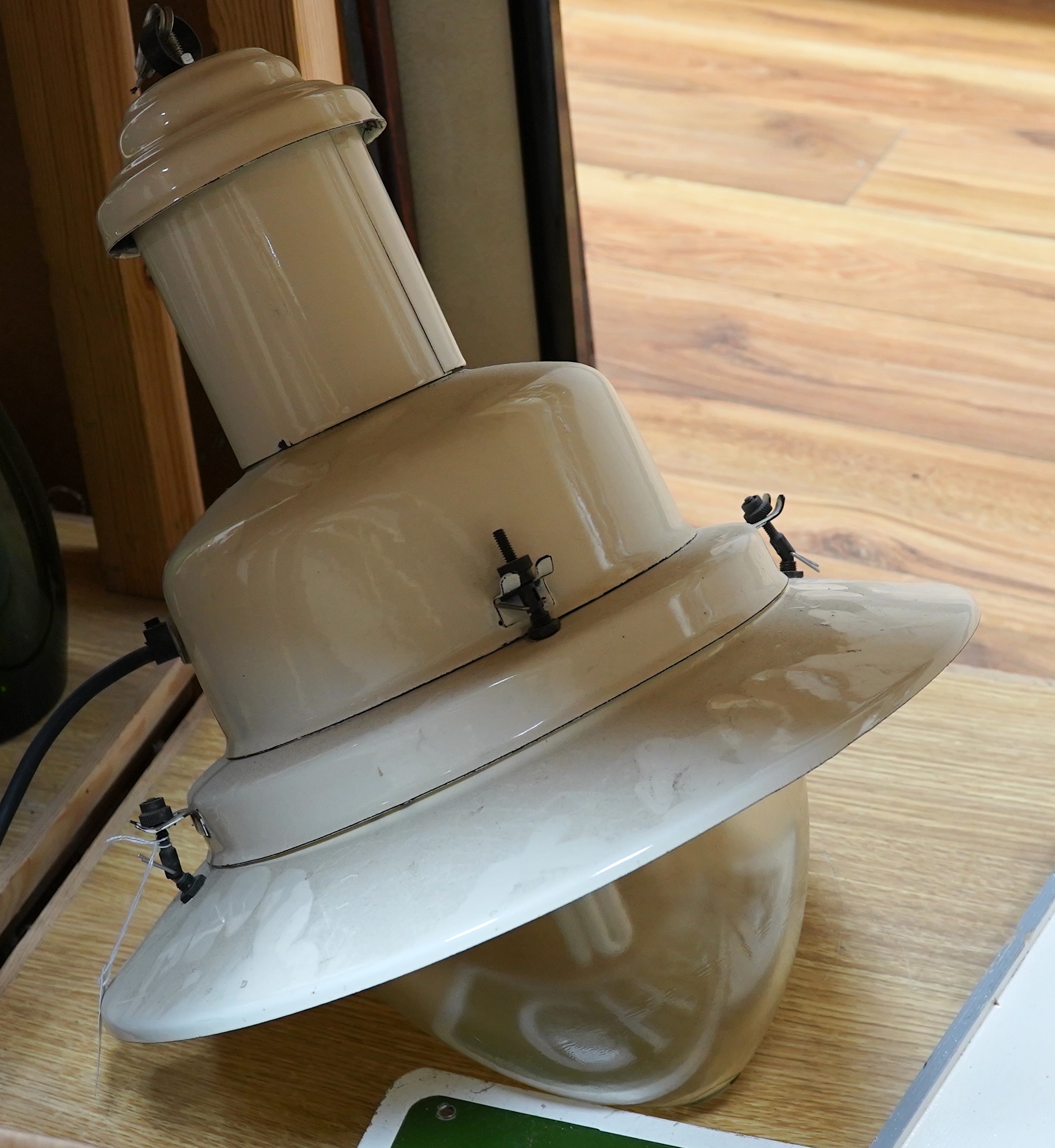 An Uccello industrial aluminium hanging pendant light. Condition - good, needs re wiring